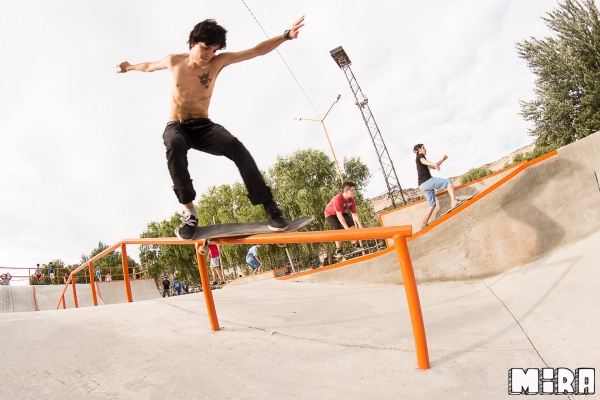 Facu Jara, bs feeble. Foto: Manu Urbano