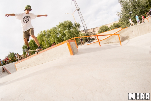 Lea Kees, bs nosegrind. Foto: Manu Urbano