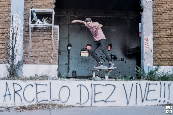 Marian Rubio, bs feeble. Foto: Simón Campos