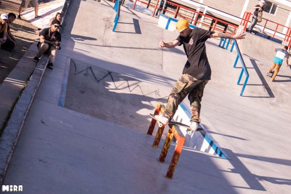 Dani Villoldo, bs lipslide.  Foto: Simón Campos