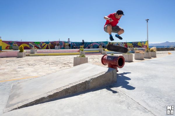 Facu Vial, sw flip. Foto: Manu Urbano